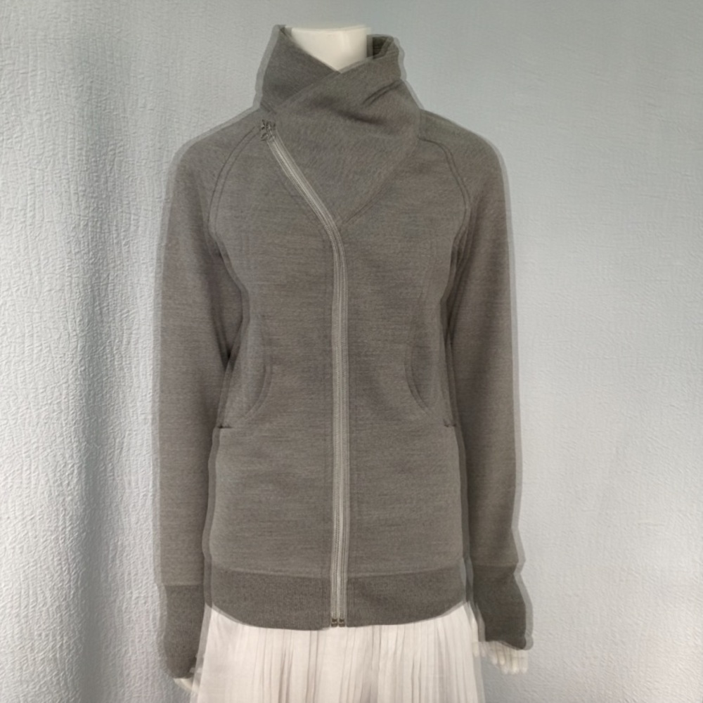 Lululemon Asymmetrical Gray Zip-Up Scuba Jacket - Picture 2 of 11